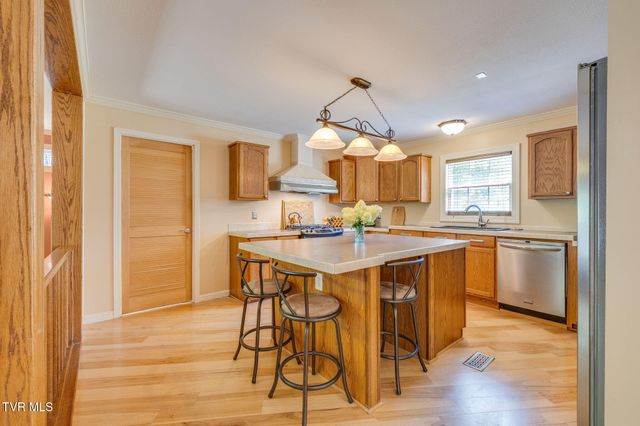 274 Bulldog Hollow, Elizabethton, TN 37643