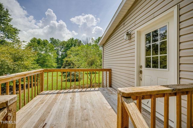 274 Bulldog Hollow, Elizabethton, TN 37643