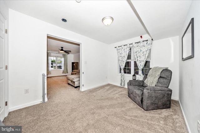 916-B HARWOOD RD, Hagerstown, MD 21740