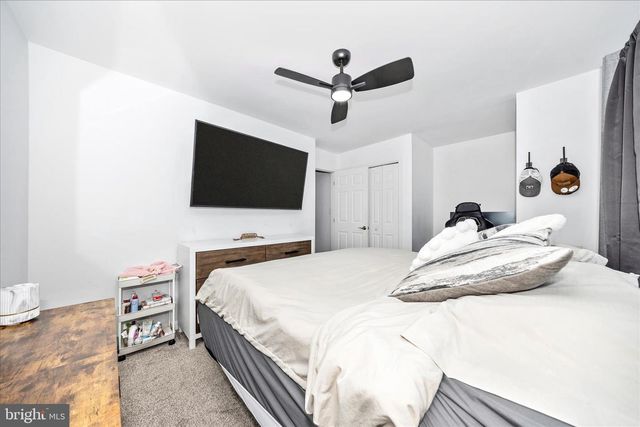 916-B HARWOOD RD, Hagerstown, MD 21740
