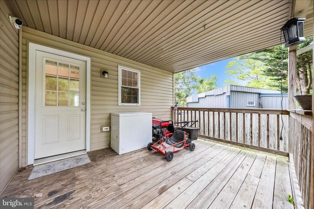 916-B HARWOOD RD, Hagerstown, MD 21740