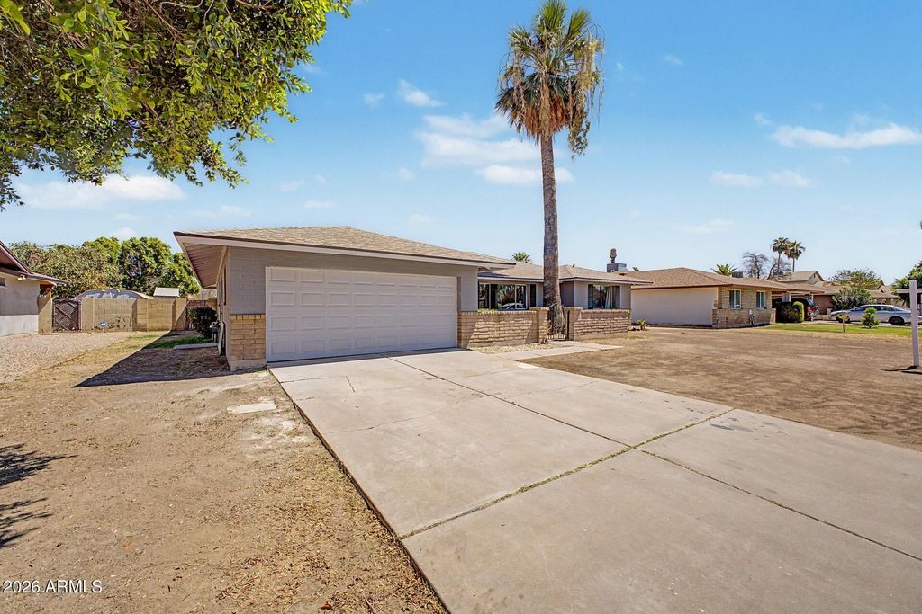 2936 W GLENDALE Avenue, Phoenix, AZ 85051 — photo 5