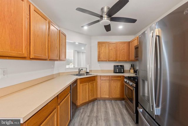 10906 W POINT PL, White Plains, MD 20695