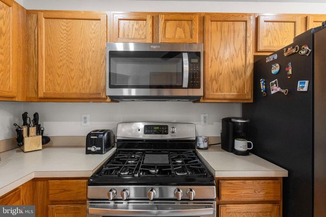 10906 W POINT PL, White Plains, MD 20695