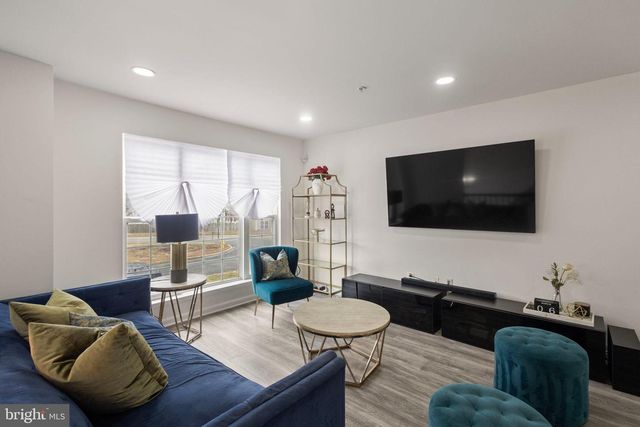 10906 W POINT PL, White Plains, MD 20695