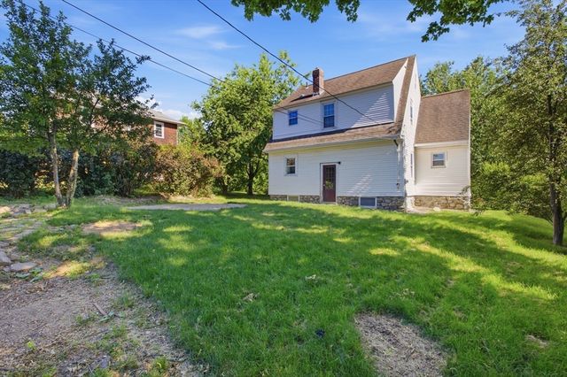 6 Ashburnham Rd, Worcester, MA 01606