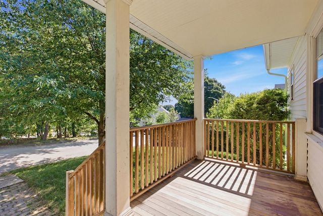 6 Ashburnham Rd, Worcester, MA 01606
