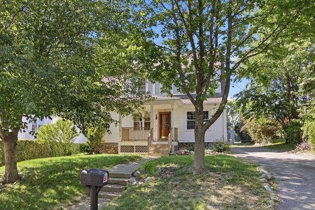 6 Ashburnham Rd, Worcester, MA 01606