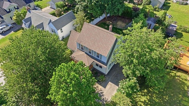6 Ashburnham Rd, Worcester, MA 01606