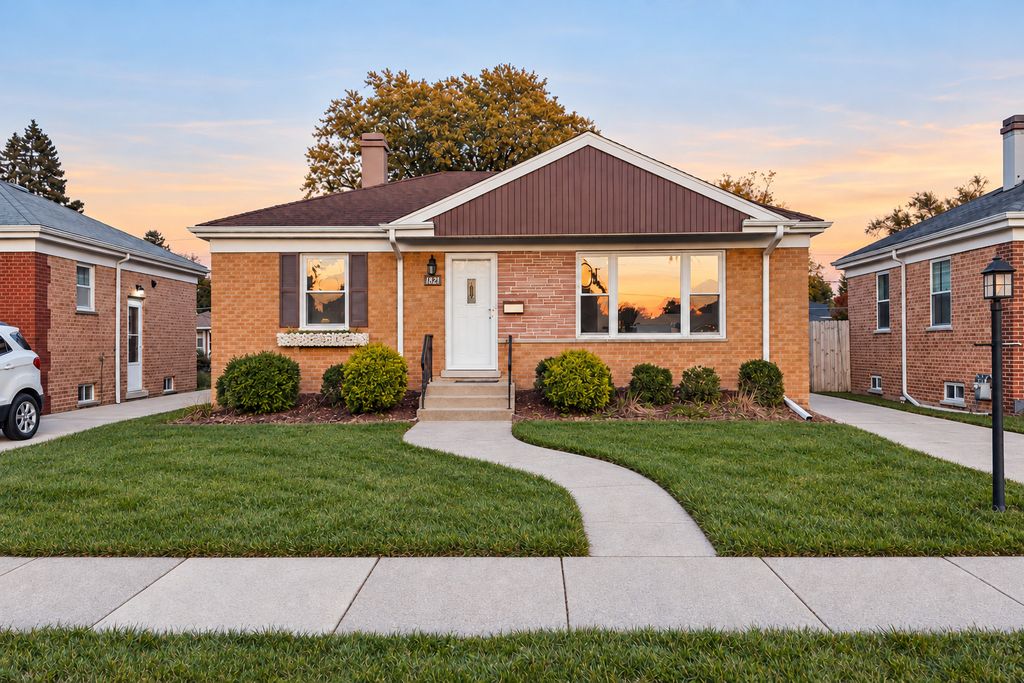 1821 Mayfair Avenue, Westchester, IL 60154 — exterior