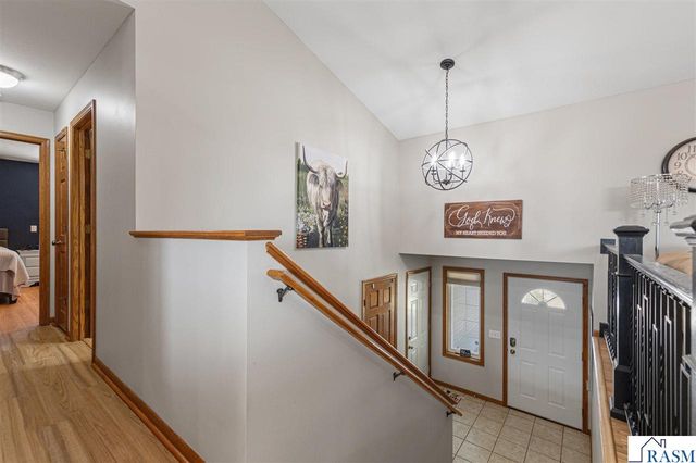 217 Inverness Drive, Mankato, MN 56001