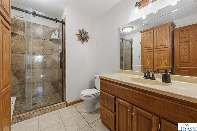 217 Inverness Drive, Mankato, MN 56001