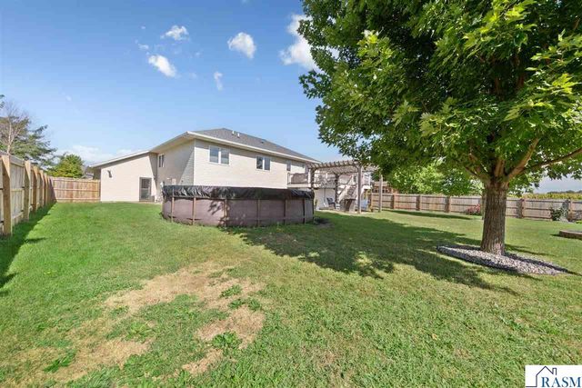 217 Inverness Drive, Mankato, MN 56001