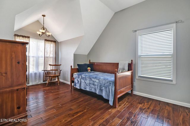 254 Sherwood Forest Rd, Livingston, TN 38570