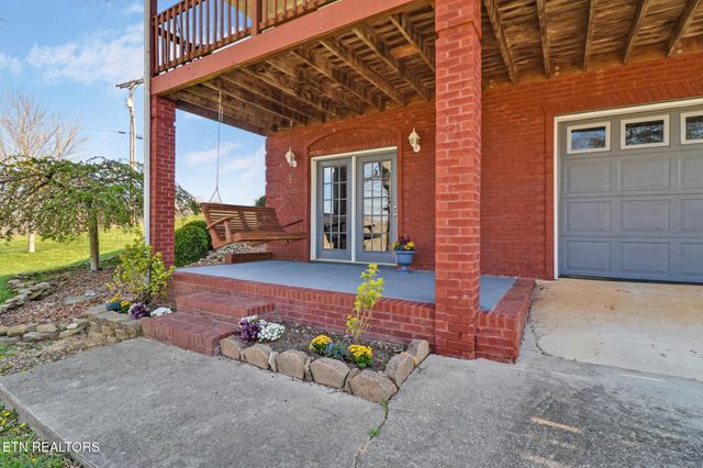 254 Sherwood Forest Rd, Livingston, TN 38570