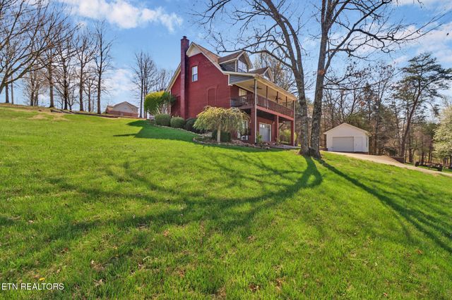 254 Sherwood Forest Rd, Livingston, TN 38570