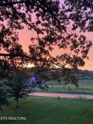 254 Sherwood Forest Rd, Livingston, TN 38570