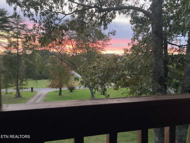 254 Sherwood Forest Rd, Livingston, TN 38570