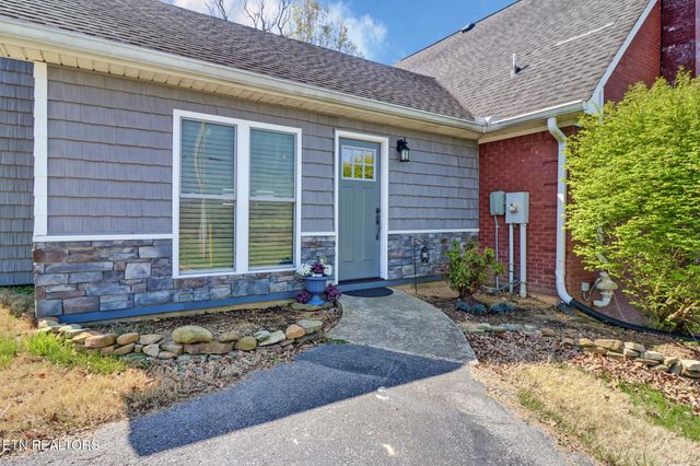 254 Sherwood Forest Rd, Livingston, TN 38570