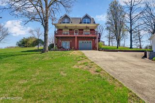 254 Sherwood Forest Rd, Livingston, TN 38570
