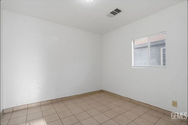 420 Dover Place, Delano, CA 93215