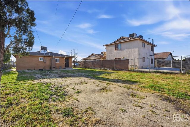 420 Dover Place, Delano, CA 93215