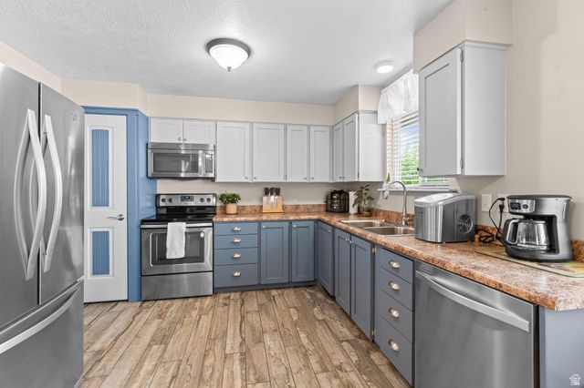 10320 S 2700 W, South Jordan, UT 84095