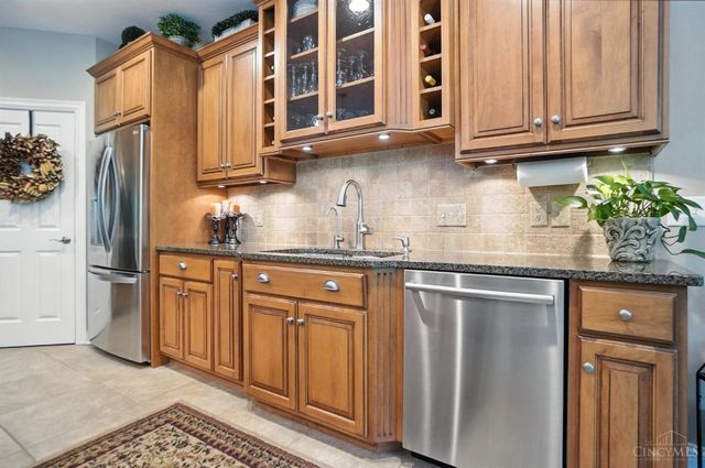 3652 E Salinas Circle, Sugarcreek Twp, OH 45440