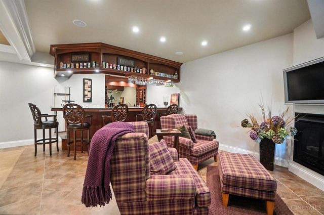 3652 E Salinas Circle, Sugarcreek Twp, OH 45440
