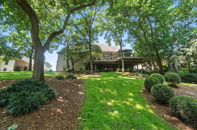 3652 E Salinas Circle, Sugarcreek Twp, OH 45440