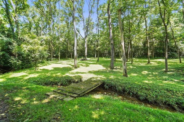 3652 E Salinas Circle, Sugarcreek Twp, OH 45440
