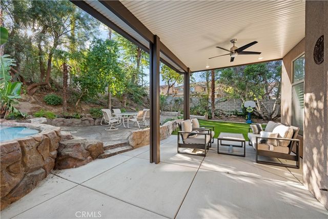 1010 Night Shadow Lane, Corona, CA 92881