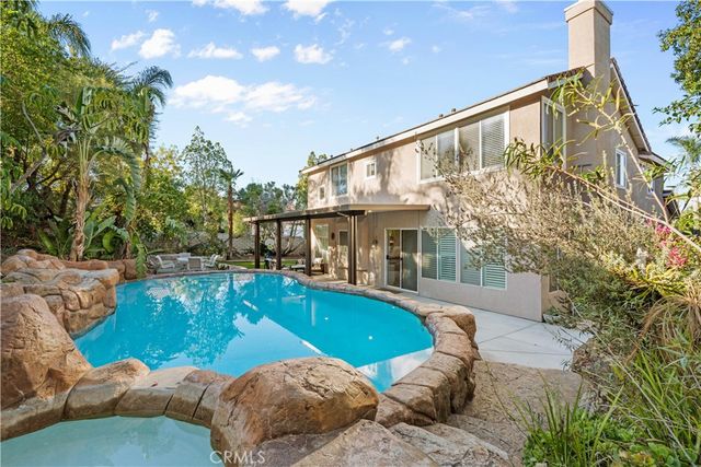 1010 Night Shadow Lane, Corona, CA 92881