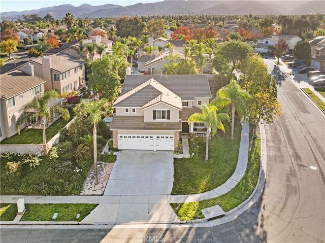 1010 Night Shadow Lane, Corona, CA 92881