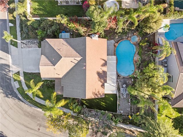 1010 Night Shadow Lane, Corona, CA 92881