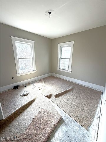 10712 Grantwood Avenue, Cleveland, OH 44108