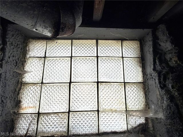 10712 Grantwood Avenue, Cleveland, OH 44108