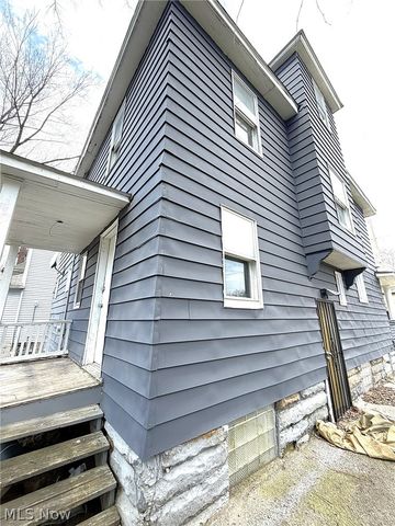 10712 Grantwood Avenue, Cleveland, OH 44108