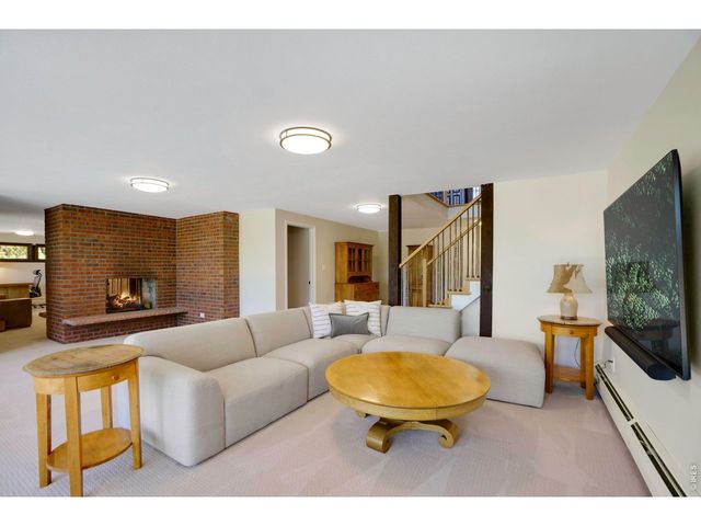 19 Ridge Rd, Boulder, CO 80303