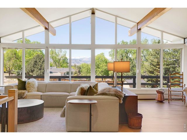 19 Ridge Rd, Boulder, CO 80303