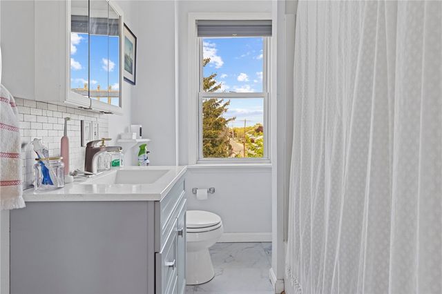 30 Sherwood Street, Providence, RI 02908