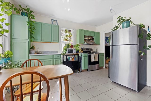30 Sherwood Street, Providence, RI 02908