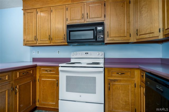 14141 Boswell Rd, Coker, AL 35452