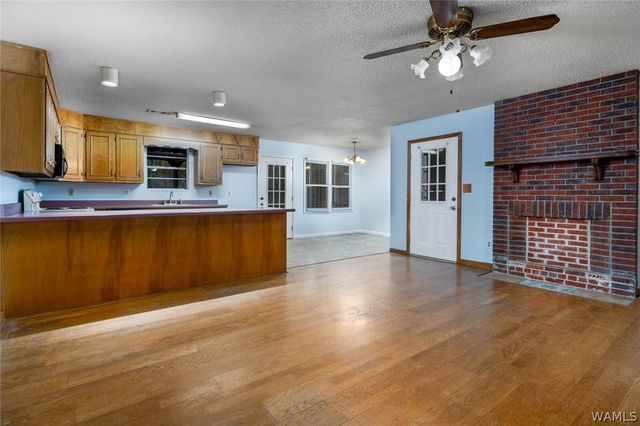 14141 Boswell Rd, Coker, AL 35452