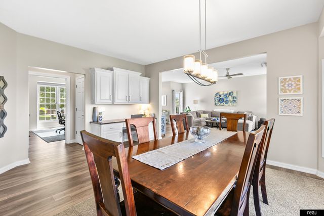 1906 S 194th Street, Omaha, NE 68130