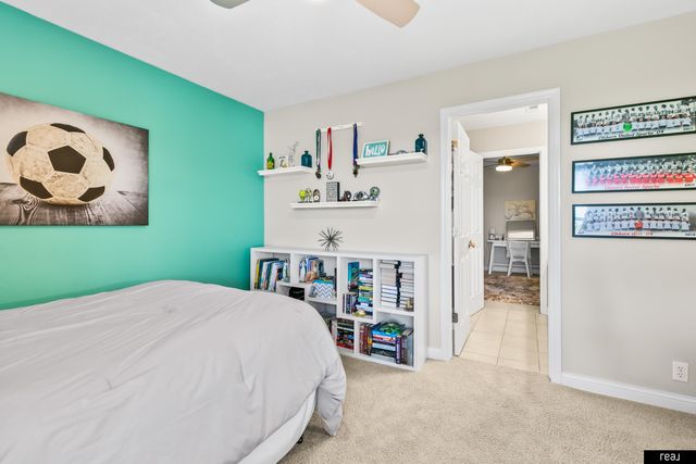 1906 S 194th Street, Omaha, NE 68130