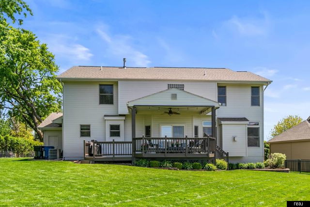1906 S 194th Street, Omaha, NE 68130