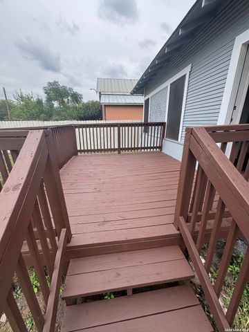 1323 BURNET ST, San Antonio, TX 78202