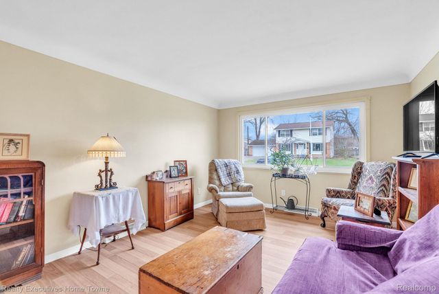 3126 Elk Street, Port Huron, MI 48060