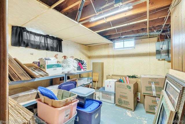 3126 Elk Street, Port Huron, MI 48060